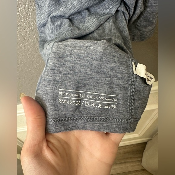 Outdoor Voices gray blue tank top size XL - Picture 5 of 5